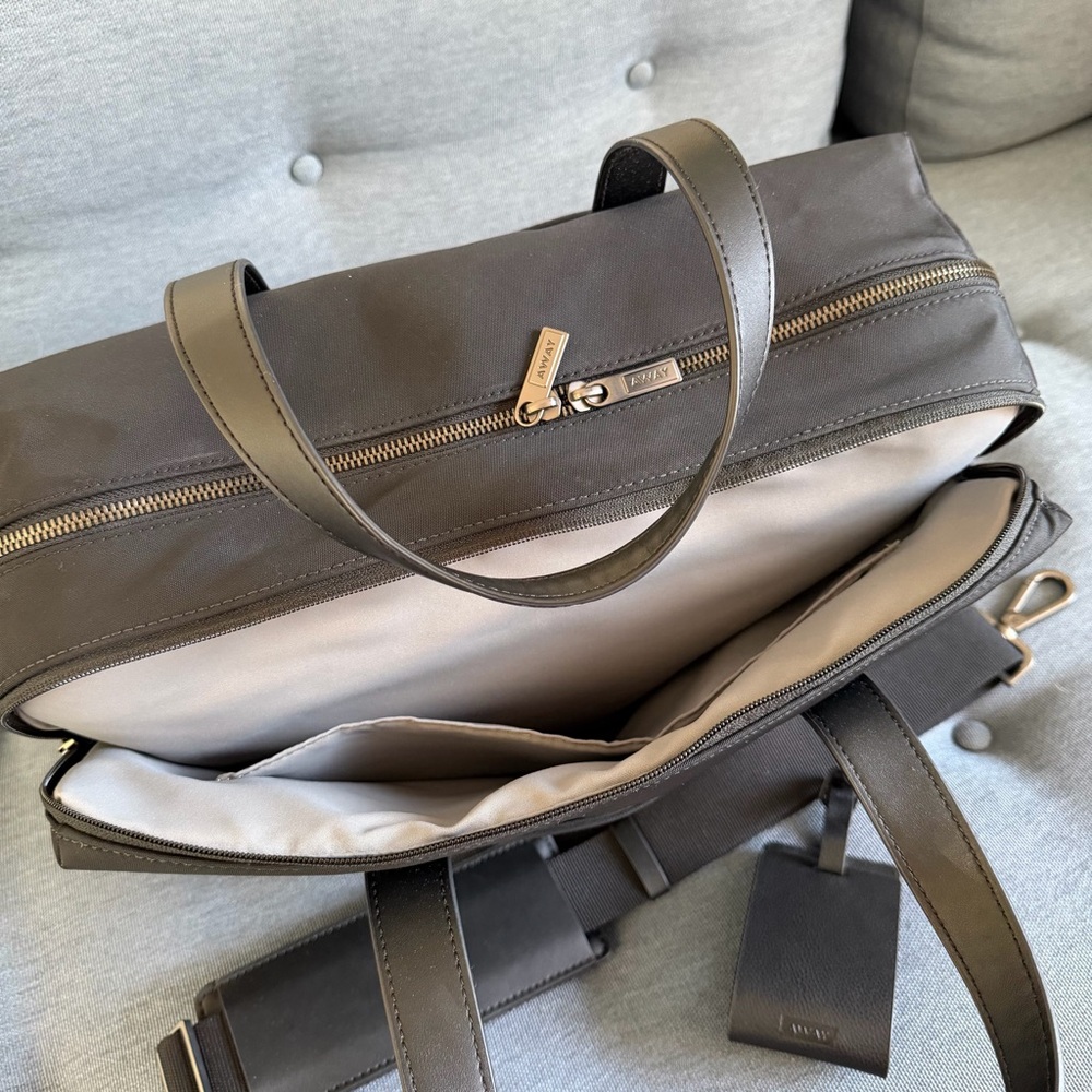 Away The Everywhere Bag in Jet Black EUC! - Picture 11 of 15